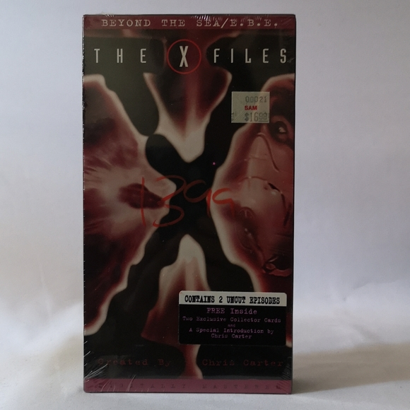 Set of Five Brand New, The X-Files VHS Uncut 2 Episodes w Bonus Collector Cards - Picture 4 of 6